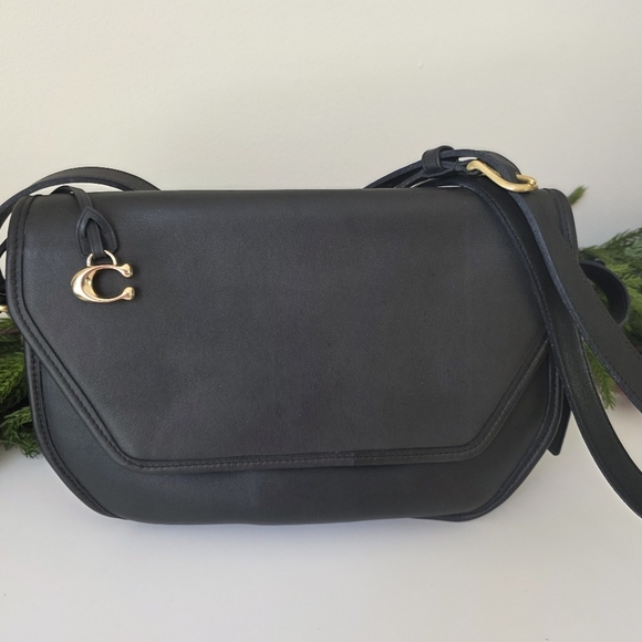 Vintage Coach Geometric Vista Crossbody/Shoulder Bag In Black Leather - Picture 2 of 15